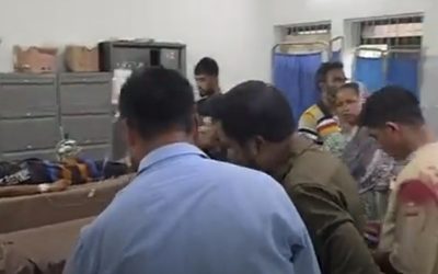 গাজীপুরে কাভার্ড ভ্যান চাপায় প্রাণ গেল মা-ছেলের