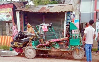 গাজীপুরে ট্রাক-অটোরিকশার সংঘর্ষে নিহত ৩, আহত ৩