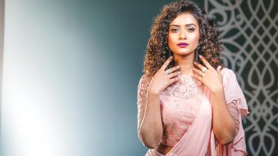  বিকেলের পর পরব জমকালো পোশাক : তানজিন তিশা