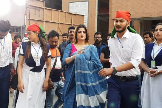 নিরাপদ সড়কের দাবির সিনেমা ‘বিক্ষোভ’