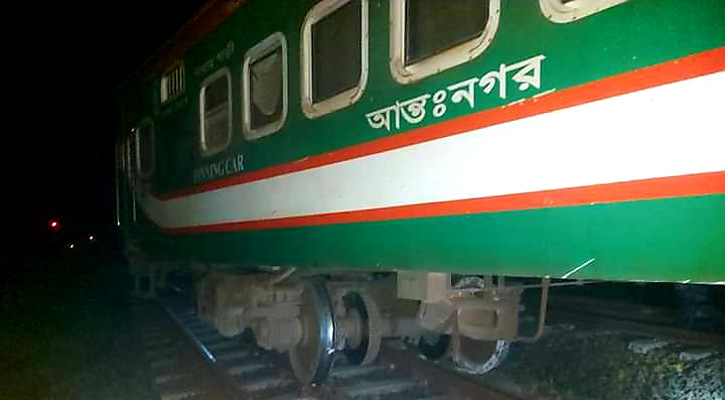 ৫ ঘণ্টা পর ঢাকার সঙ্গে উত্তর-পশ্চিমাঞ্চল রুটে ট্রেন চালু