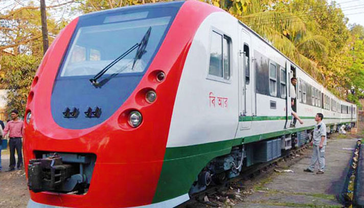 আগাগোড়া দুর্নীতি ডেমু ট্রেনের