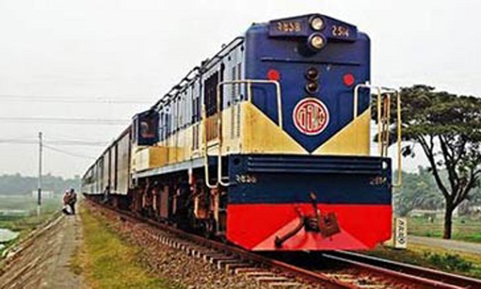 বনানীতে ট্রেনের ধাক্কায় প্রাণ গেল একজনের