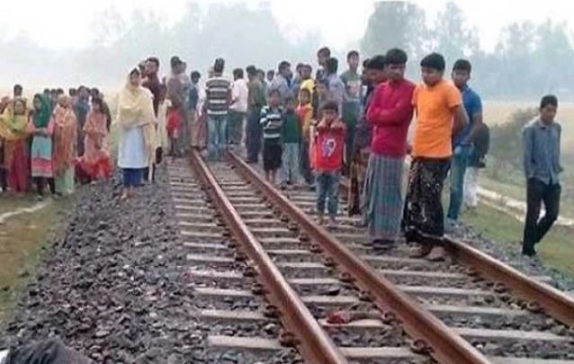 রেললাইনে পড়ে ছিল বিদ্যুৎকর্মীর মরদেহ
