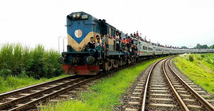 ভোগান্তি কমাতে ঢাকা-গাজীপুর রুটে ৩ জোড়া বিশেষ ট্রেন