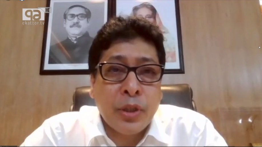 বন্ধ থাকবে গণপরিবহন, শুধু ঢাকায় অবস্থানরত শ্রমিকরা কারখানায় যাবে: জনপ্রশাসন প্রতিমন্ত্রী