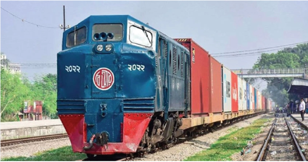মালবাহী ট্রেনের যাত্রাও বাতিল