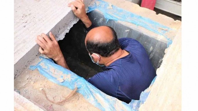 ড্রেনে কেন মেয়র আতিক ?