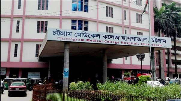 সড়কে স্ত্রীর মৃত্যুর ৭ ঘণ্টা পর চলে গেলেন স্বামীও