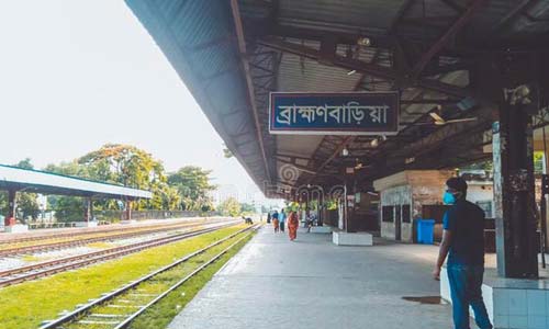 গভীর রাতে রেলওয়ে স্টেশনে হামলা: আরএনবি সদস্য আহত