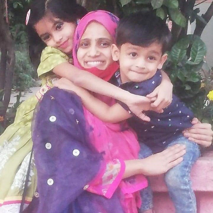 ইজিবাইকে ওড়না প্যাচিয়ে স্কুল শিক্ষিকার মৃত্যু