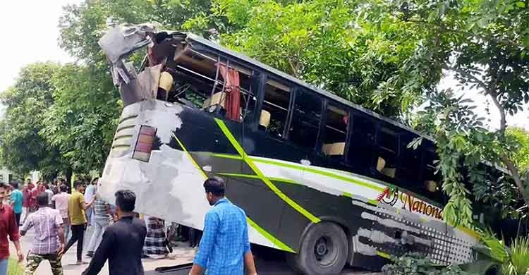 সড়ক দুর্ঘটনায় ভাই-বোনসহ ৭ জন নিহতের ঘটনায় মাঠে তদন্ত কমিটি
