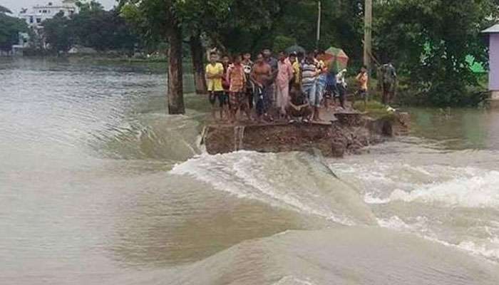 তছনছ, নিশ্চিহ্ন প্রায় সুনামগঞ্জ ও সিলেটের সব সড়ক