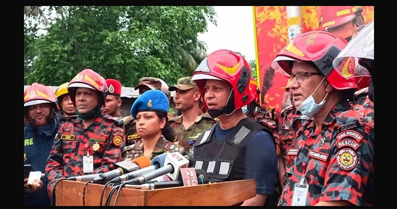 আগুনে ফায়ার সার্ভিসের ৭ কর্মী নিহত, মহাপরিচালকের শোক