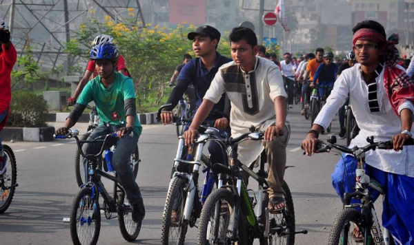 আজ বিশ্ব বাইসাইকেল দিবস
