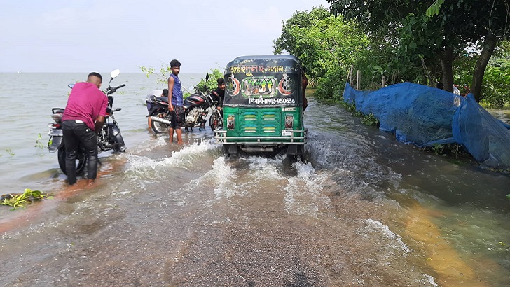 বন্যায় হবিগঞ্জের সড়কে ২১০ কোটি টাকার ক্ষতি!