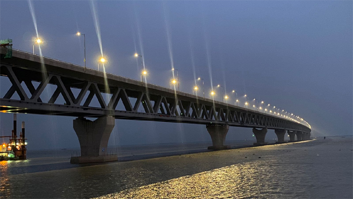 পদ্মা সেতু নিয়ে এত নেতিবাচক কথা কেন?