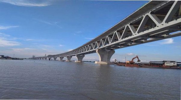 পদ্মা সেতু চালু হলে যাত্রীদের বাঁচবে সময়, কমবে বাসভাড়া