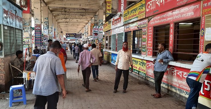 ভিড় নেই গাবতলী টার্মিনালে, চাহিদা বেশি ৭ ও ৮ তারিখের টিকেটের