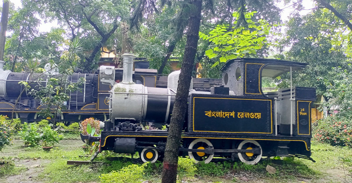 রেলের কয়লা ইঞ্জিন এখন ইতিহাস!