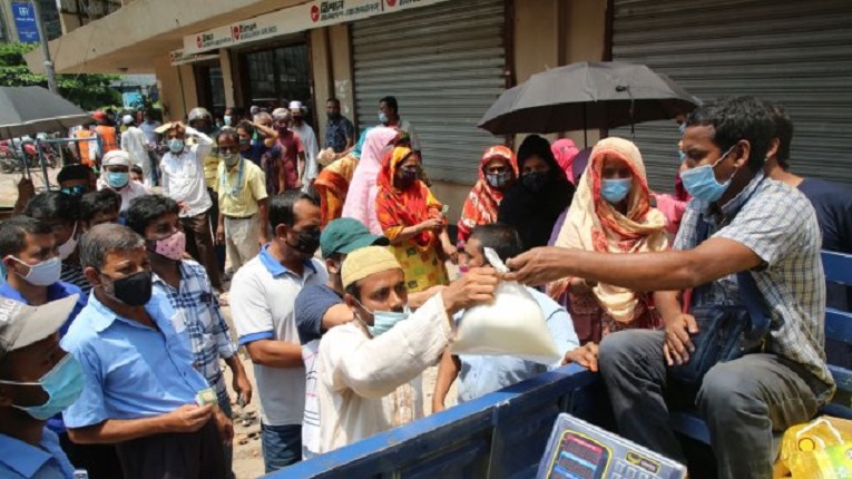 আজ নয়, মঙ্গলবার থেকে টিসিবির পণ্য বিক্রি