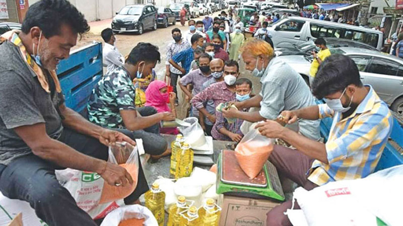 ফ্যামিলি কার্ডে টিসিবির পণ্য বিক্রি শুরু