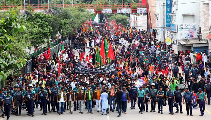 কঠোর নিরাপত্তায় রাজধানীতে তাজিয়া মিছিল