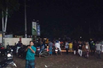 তেল না পেয়ে ঢাকা-ময়মনসিংহ মহাসড়ক অবরোধ