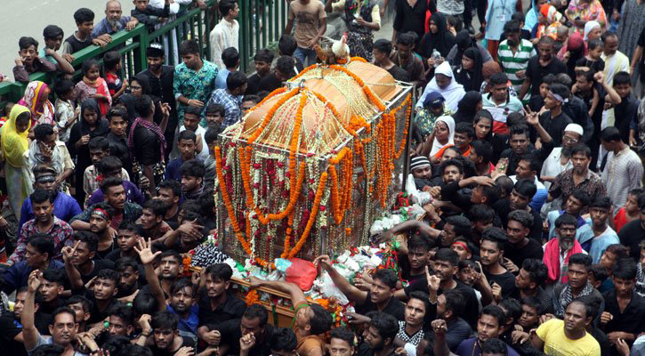 প্রতীকী কারবালা প্রাঙ্গণে শেষ হলো তাজিয়া মিছিল
