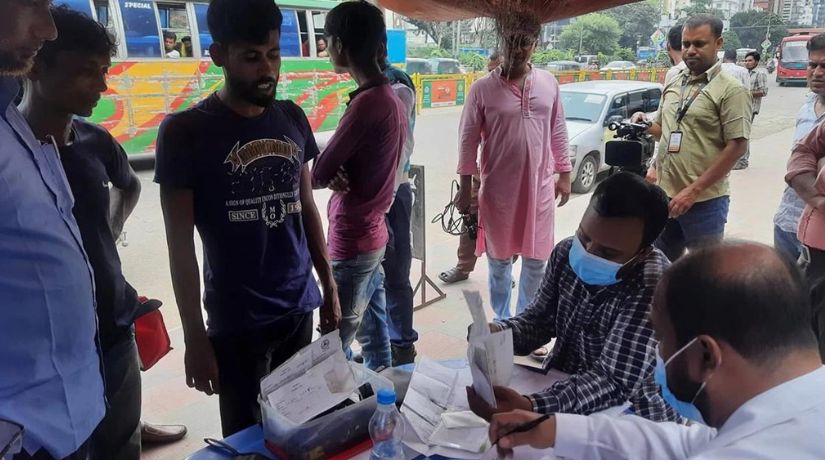 ৫ টাকা ভাড়া বেশি নেওয়ায় ৬ হাজার টাকা জরিমানা