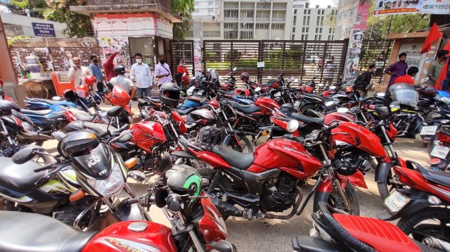 দৈনিক ৩৫৫ মোটরসাইকেলের নিবন্ধন