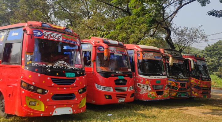 জাবি শিক্ষার্থীকে মারধরের প্রতিবাদে ইতিহাস পরিবহনের ২৯ বাস আটক