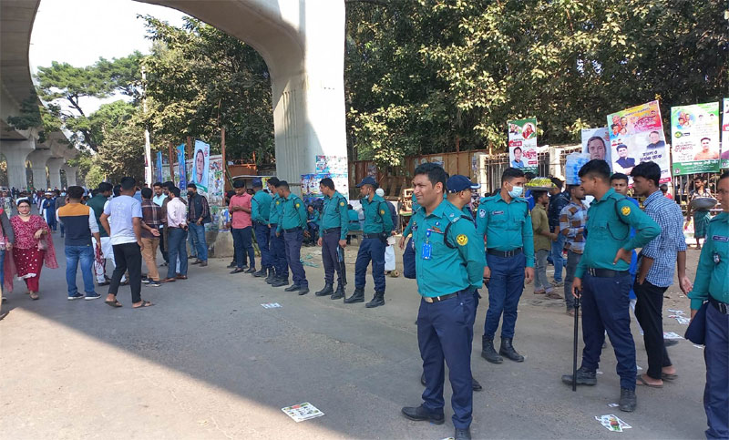 সম্মেলন শেষে ভোগান্তির পর খুলল বন্ধ রাস্তা