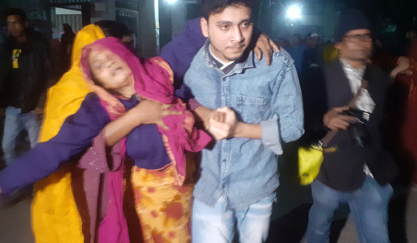 যশোরের সড়কে এক সাথে ঝরল ৩ যুবকের প্রাণ