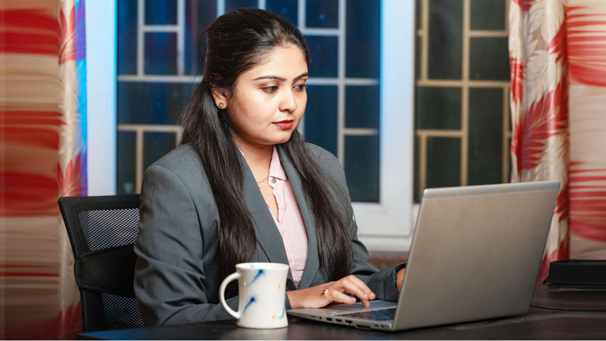 ৬২,০০০ টাকা বেতনে মধুমতি ব্যাংকে চাকরি, লাগবে না অভিজ্ঞতা