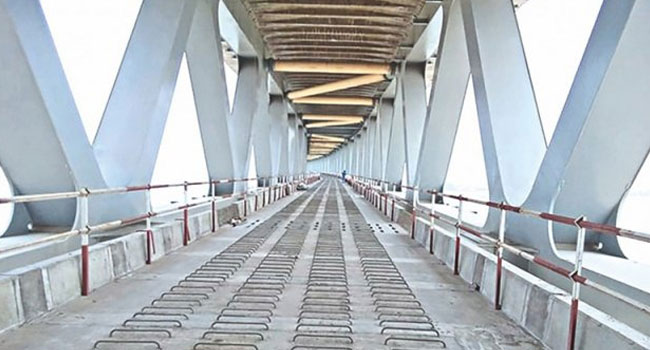 পদ্মা সেতুর রেললাইনে প্রায় ৭৩ শতাংশ অগ্রগতি