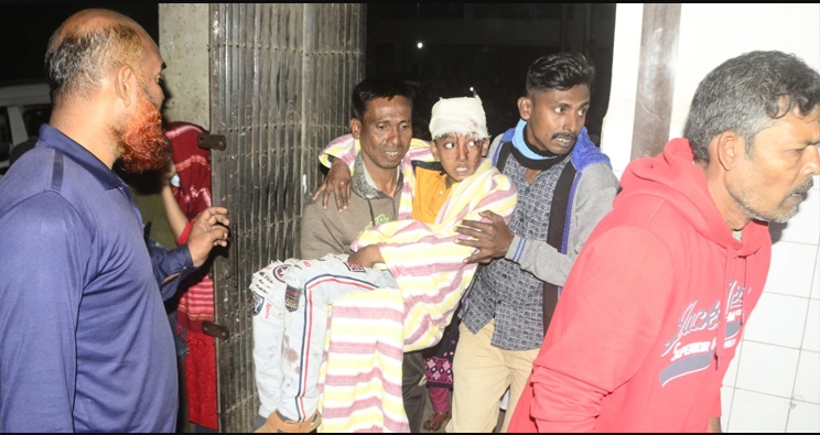 বিদ্যালয়ের পিকনিক বাস দুর্ঘটনায় ২ মৃত্যু, আহত ৪০