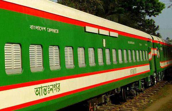 রেলের ২০০ বগি ক্রয়, অভিযোগ দরপত্রের শর্ত নিয়ে