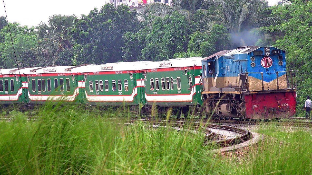 সোনার বাংলার যাত্রীদের জন্য মহানগর প্রভাতিতে ৪ কোচ