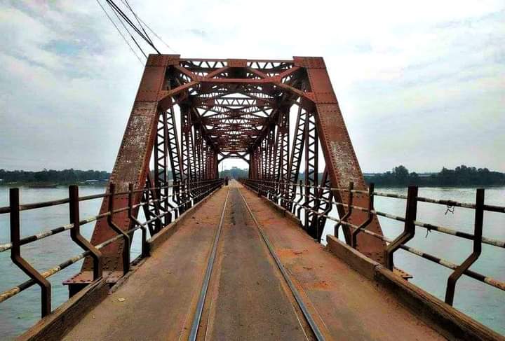 সংস্কার হচ্ছে কালুরঘাট রেলসেতু, চলবে ফেরি