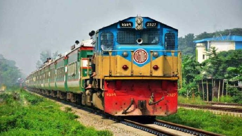 সাড়ে ১১ ঘণ্টা পর ঢাকা-ময়মনসিংহ রুটে ট্রেন চলাচল শুরু