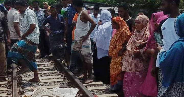 ট্রেন দেখাতে নিয়ে গিয়ে ট্রেনেই কাটা পড়ে দাদি-নাতনির মৃত্যু
