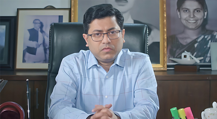 ঢাকায় অবৈধ রিকশা আর চলতে দেয়া হবে না: তাপস