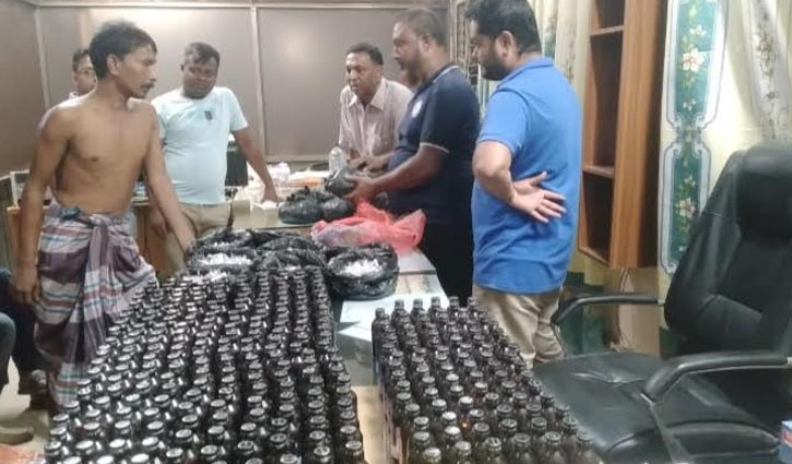 আমদানির খৈল বোঝাই ট্রাকে মিলল বিপুল পরিমাণ মাদক