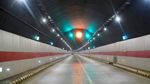 বঙ্গবন্ধু টানেলে দ্বিতীয় দিনে টোল আদায় ১৫ লাখ টাকা
