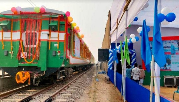 প্রধানমন্ত্রীর হাত ধরে খুলল দক্ষিণাঞ্চলে রেলের নতুন দ্বার