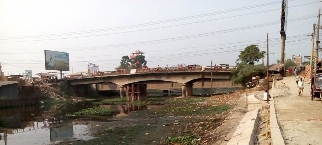 ভেঙে ফেলা হচ্ছে গল্লামারী সেতু, নির্মাণ হবে দৃষ্টিনন্দন সেতু