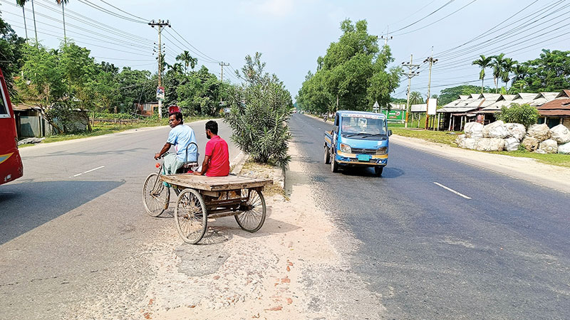 ঢাকা-ময়মনসিংহ মহাসড়কের ৫০ স্থানে অবৈধ ইউটার্ন