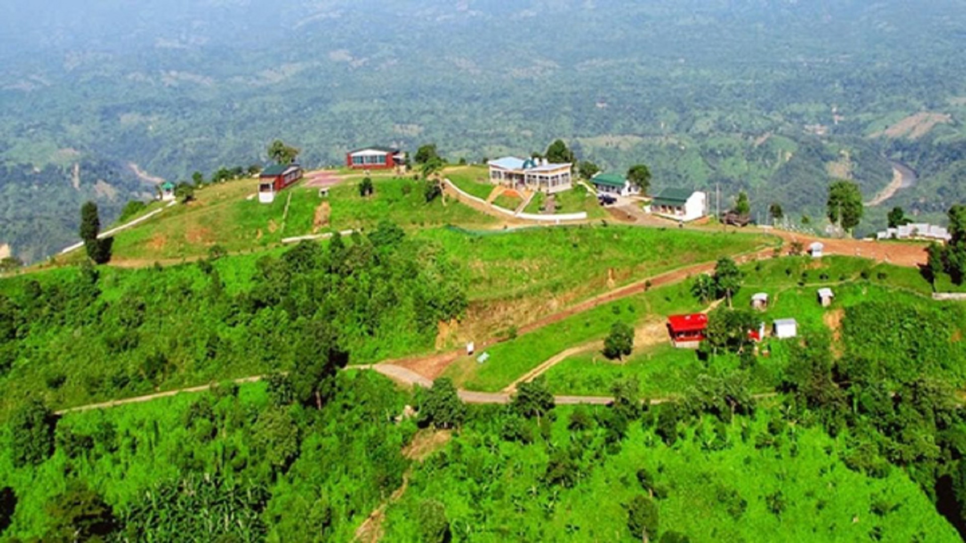 অবরোধে বড় ক্ষতির মুখে পর্যটন ব্যবসা