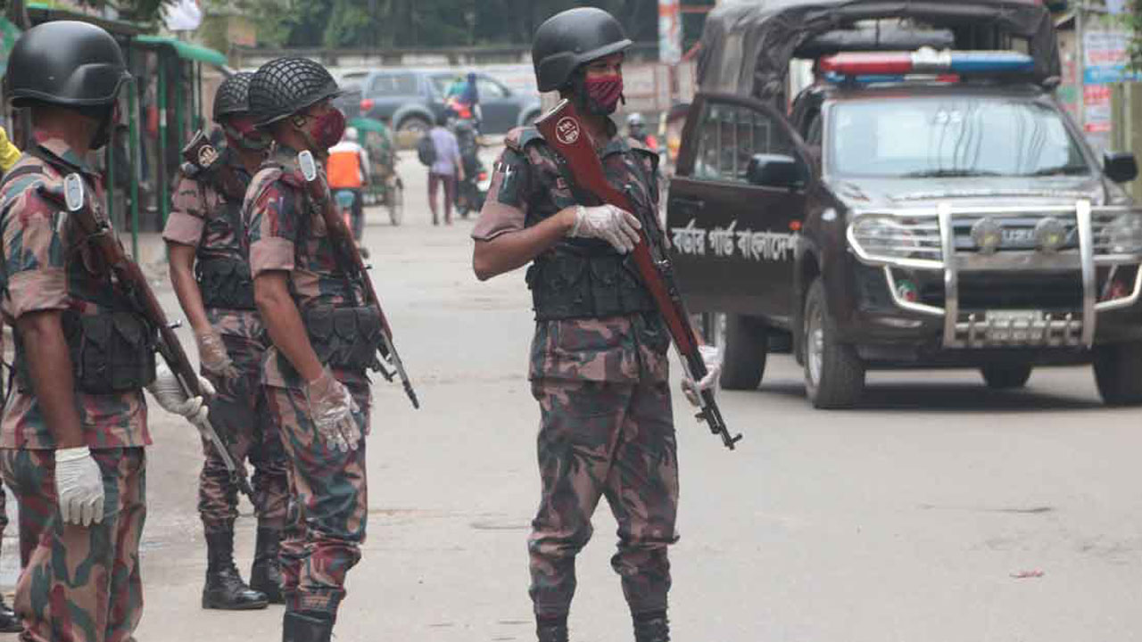 সারাদেশে ১৫৬ প্লাটুন বিজিবি মোতায়েন